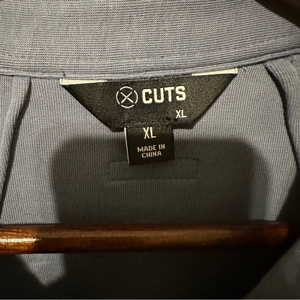 Cuts Men’s Light Blue Skyline Knit Overshirt - Picture 3 of 3